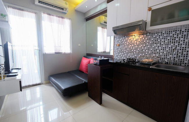 Homey and Relaxing 2BR Green Pramuka Apartment - Foto 26
