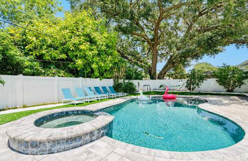 Heated pool & jetted spa -- mins to beach - Photo 11