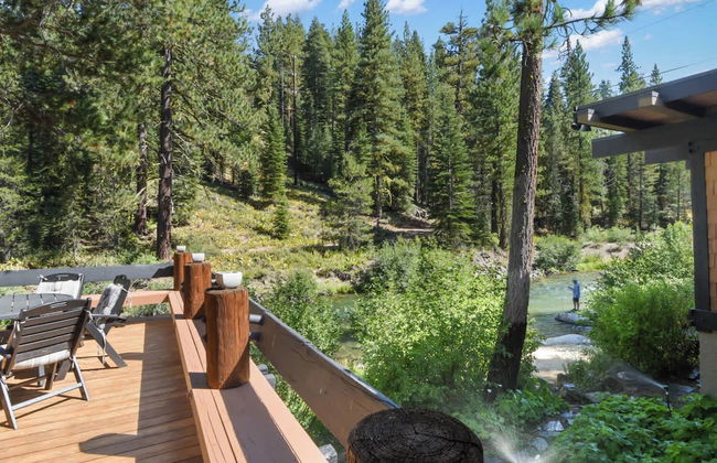 Joy on the River Stunning Waterfront Home for 10 - Foto 50