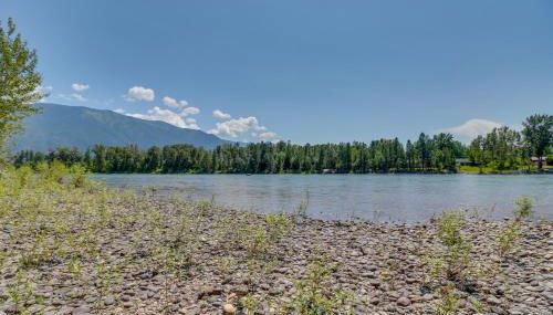 Columbia Falls Home with Patio Near Glacier NP! - Foto 3