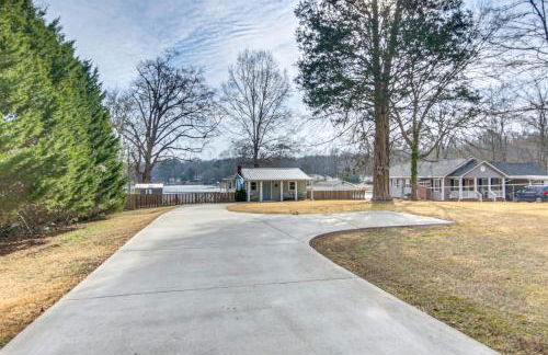 Bring Your Pup! Waterfront Cedar Pines Getaway - Foto 27