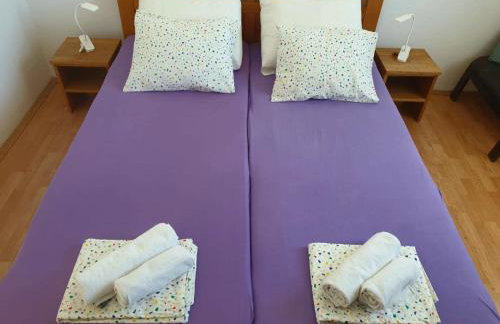 Babaloo Beach Apartments - Photo 17