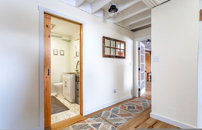 Ski Hike Lodge 5BR w Fire Pit Cozy Spaces - Foto 21