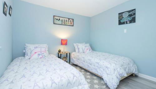 SXSW ready at Cultural Heritage Award winning home -Walk to 6th St, BBQ & Shops - Foto 4