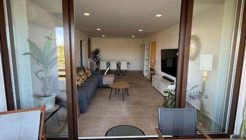 Sunny 3-Bedroom Apartment - Foto 4