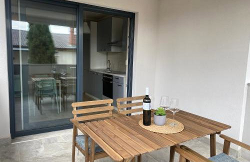 M Plus Residence - Photo 18