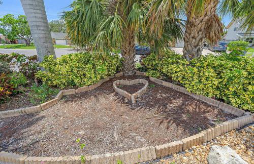 Poolside Paradise: Game room, Pickle ball & Pool - Foto 77