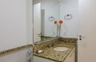 Flat c/ Limpeza Diária e Estacionamento - LB507 - Foto 35