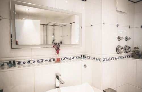 Exklusive Maisonette Wohnung am See, 5 Min zur SAP, Smart TV & Netflix - WeHome Premium - Foto 16