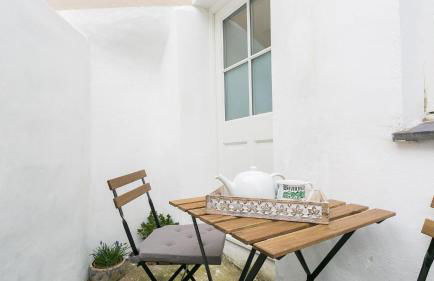 Custom Mews - Photo 37