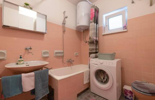 Holiday Home Grace by Interhome - Photo 31