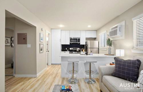 Easy Access to UT Campus Shared Pool and Parking - Foto 10