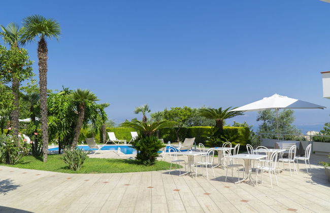 Wonder Vesuvian Villa - Photo 16