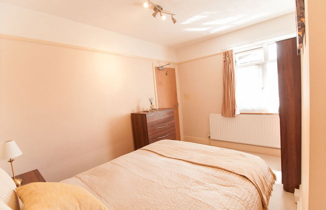 Watford stays - 4bed house - Foto 6