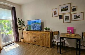 Johnis FeWo, Nähe Stadtzentrum - Uni in sehr ruhiger Lage mit Terrasse und eigenem Parkplatz - Foto 9