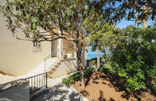 Villa Bua - Beautiful Seafront Apartments - Foto 20