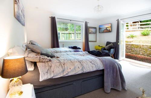 Old Lodge close to City Centre with parking - Foto 40