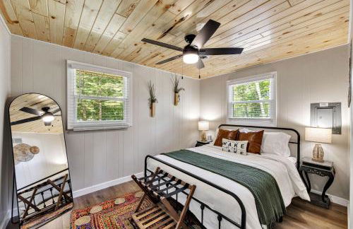 Waubee Lake remodeled cozy cottage on ATV trails! - Photo 1