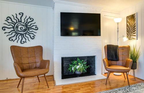 Steps to Eats and Craigville Beach! Cape Cod Cottage - Foto 7