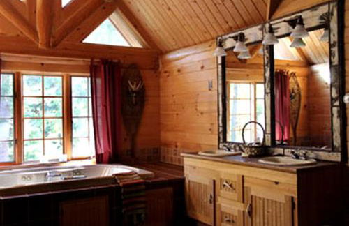Beautiful Log Cabin with Jacuzzi Bathtub in the heart of Adirondack State Park - Foto 11