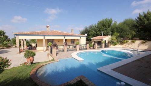 Spacious Villa with Pool in Sanlúcar la Mayor - Foto 1