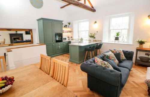 The Reading Room - Photo 6