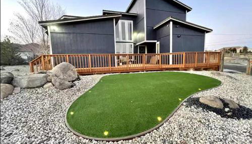 3BR Reno Retreat · Swim Spa & Spring Sunshine - Foto 5