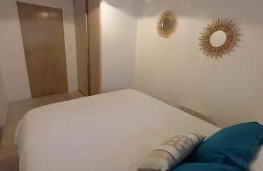 Appartement en rez-de jardin à 50m de la mer! - Photo 12