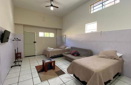 Studio 40m, Wi-fi, próximo ao centro da cidade - Foto 2