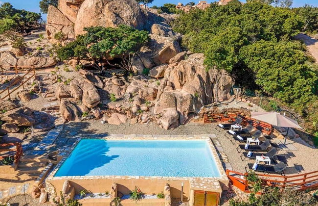 Villa Esmeralda - Free Wifi - With Swimming Pool - Foto 51