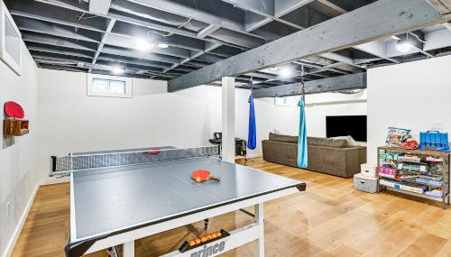 8 Mi to Tanglewood and Butternut Ski Spacious Home! - Foto 2