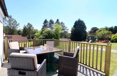 Boos Bungalow - Photo 31