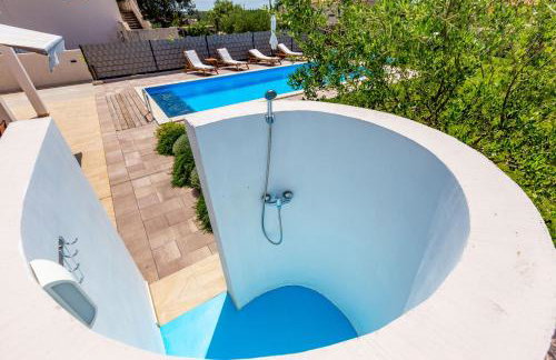 Serene Escape Near Zadar With Private Pool & Charming Outdoor Oasis - Foto 103