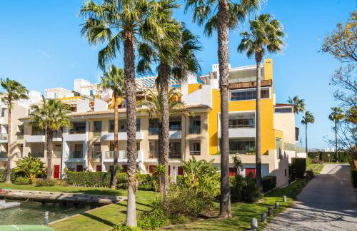 Sotogrande Alboaire- Waterfront luxury 4 bedroom Apt in the Marina of Sotogrande - Foto 22