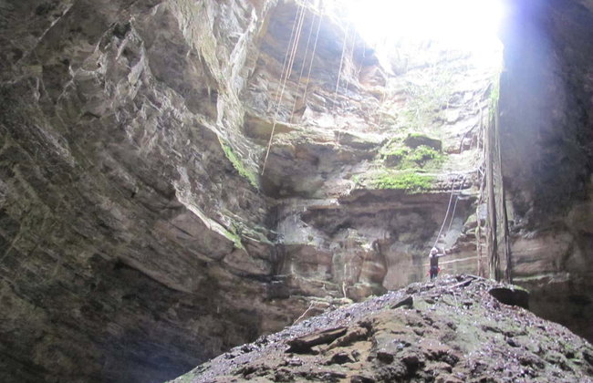 Tour de aventura en el Hoyo de la Romera - Foto 2