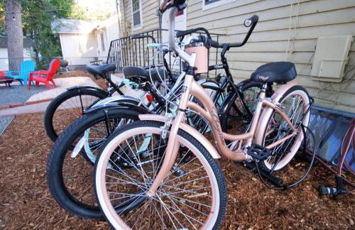 Close to UNC with Great Yard, Firepit & Free Bikes! - Foto 26