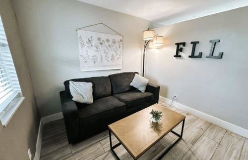 Rustic Retreats Beachy 1BR for 4 guests in the heart of Fort Lauderdale - Foto 11