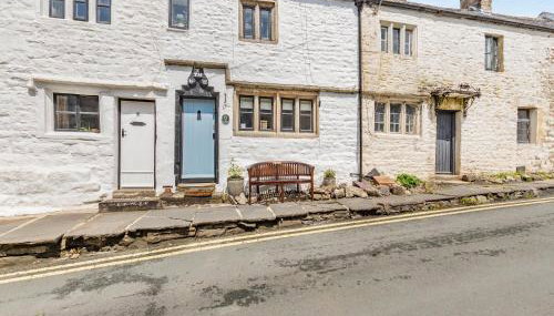 The Flaggs - Photo 2