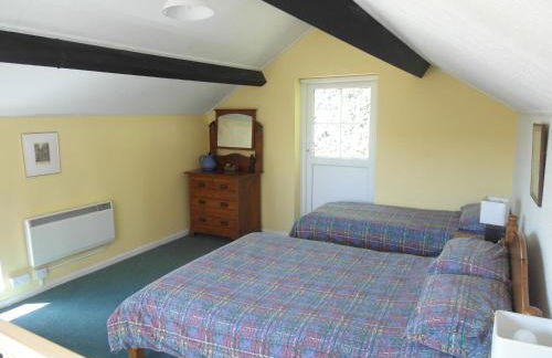 Sea-view Apts Ferry Savings - Photo 11