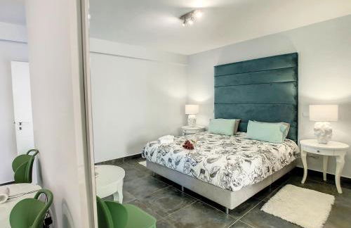 On the Wave by LovelyStay - Photo 17