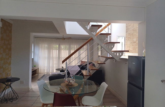 Cosy 2 Bedroom Apartment in a Prominent Area of East London Nahoon - Photo 13