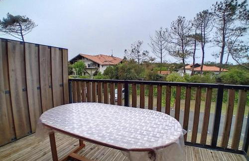 Appartement charmant proche plage avec terrasse et parking - FR-1-239-1119 - Foto 15