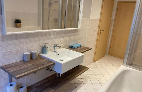 Sandstein-Ferien, Kamin, Fewo "Wanderfalke", zentral & ruhig, Terrasse, Sächs Schweiz - Foto 9