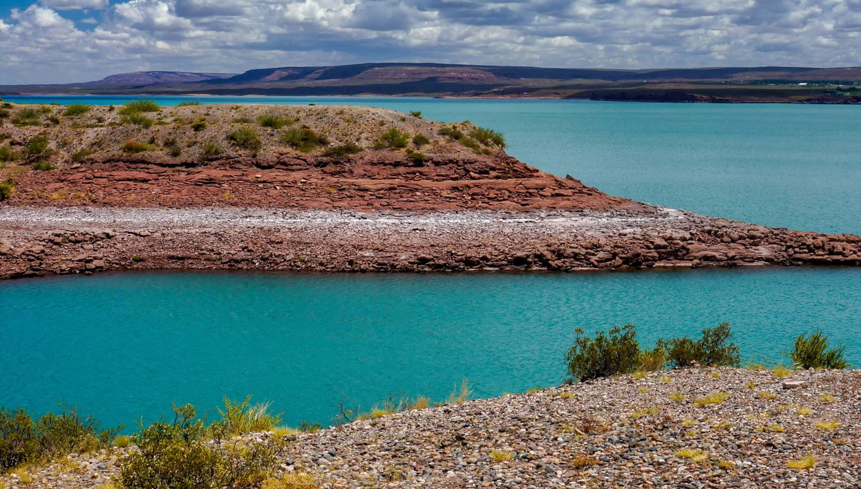 Excursión a Villa El Chocón + Museo Paleontológico