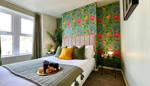 Stunning 4-Bedroom Home - 10 mins to Sandbanks Beach - Foto 3