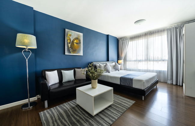 First Choice Suites - Photo 19