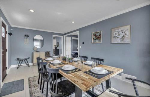 Swim and Relax In our Pool and Hot Tub and Recently Renovated - Photo 30