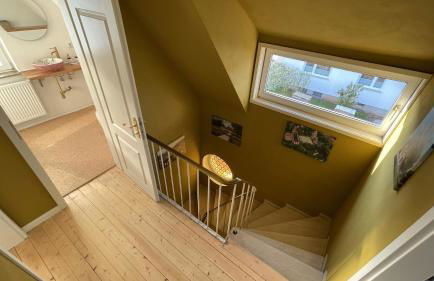 Ferienhaus Platzhirsch in Bad Hersfeld mit Garten, 2 Bäder, 3 Schlafzimmer & Küche - gratis Parkplätze - Photo 7