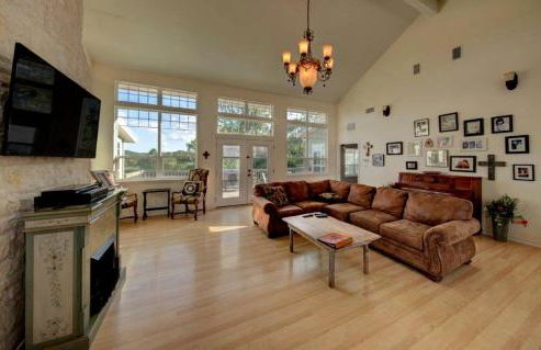 Spacious Cottage with Exquisite Pond and Hill Country Views near Fredericksburg and Kerrville, Texas - Foto 13