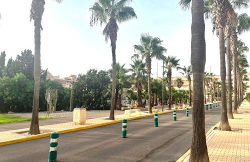 Almerimar Amplio Apartamento de 3 Habitaciones con Piscina, pista de padel, futbol y Garaje Cubierto para 2 Coches en Altas Entinas - Foto 21